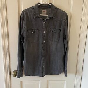 Levi’s gray denim snap up shirt